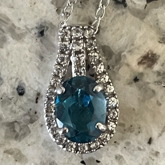 Blue Topaz with Diamond accent Pendant Necklace *Not Mejuri* - Picture 5 of 5